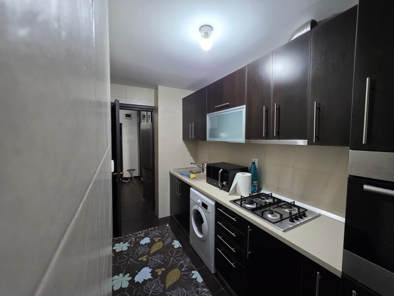 Militari, Virtutii, garsoniera lux, etaj 2/8