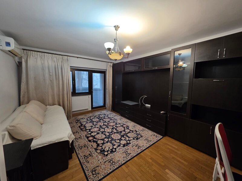 Militari, Virtutii, garsoniera lux, etaj 2/8